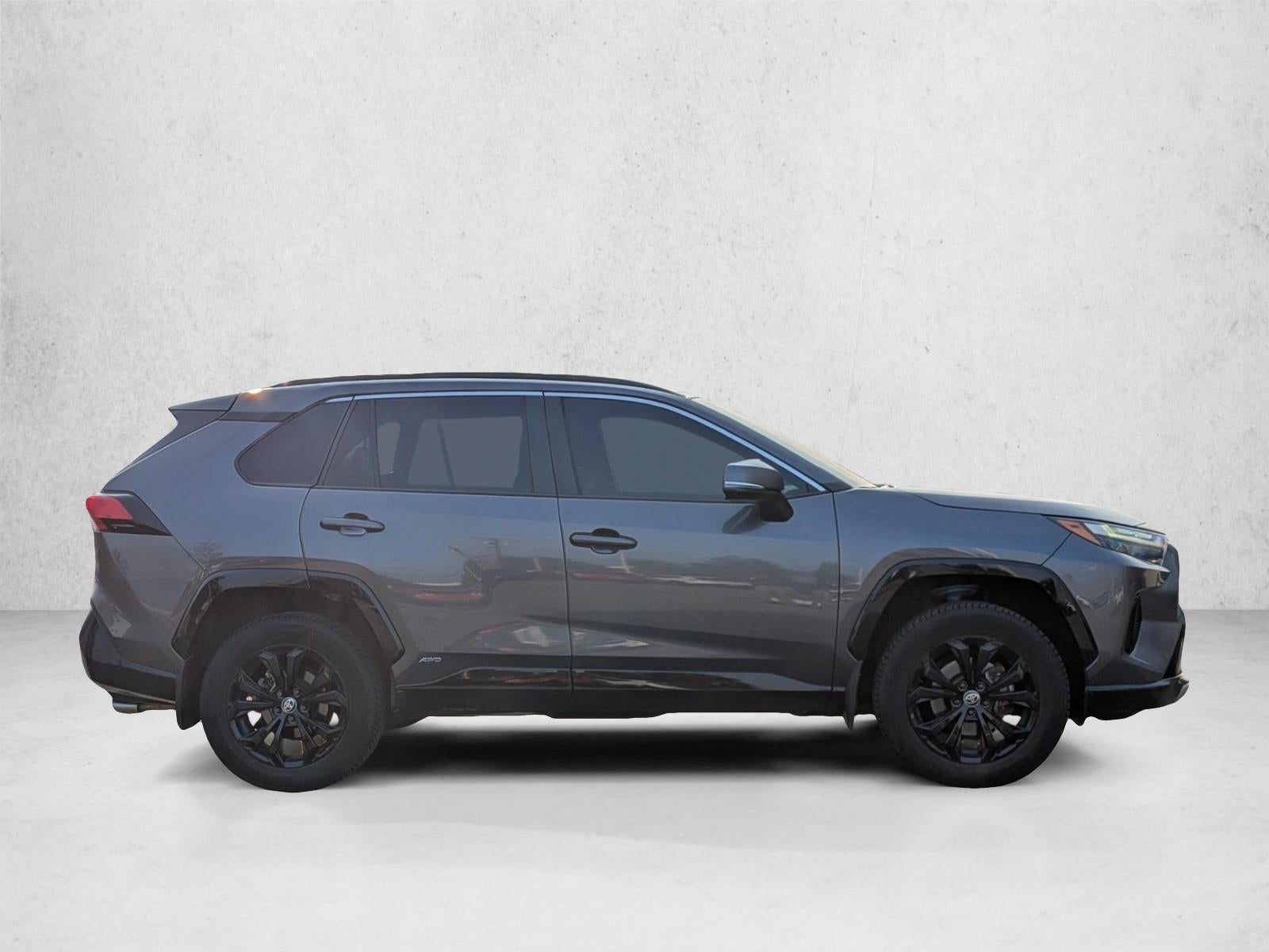 2022 Toyota RAV4 Hybrid SE AWD (Natl)