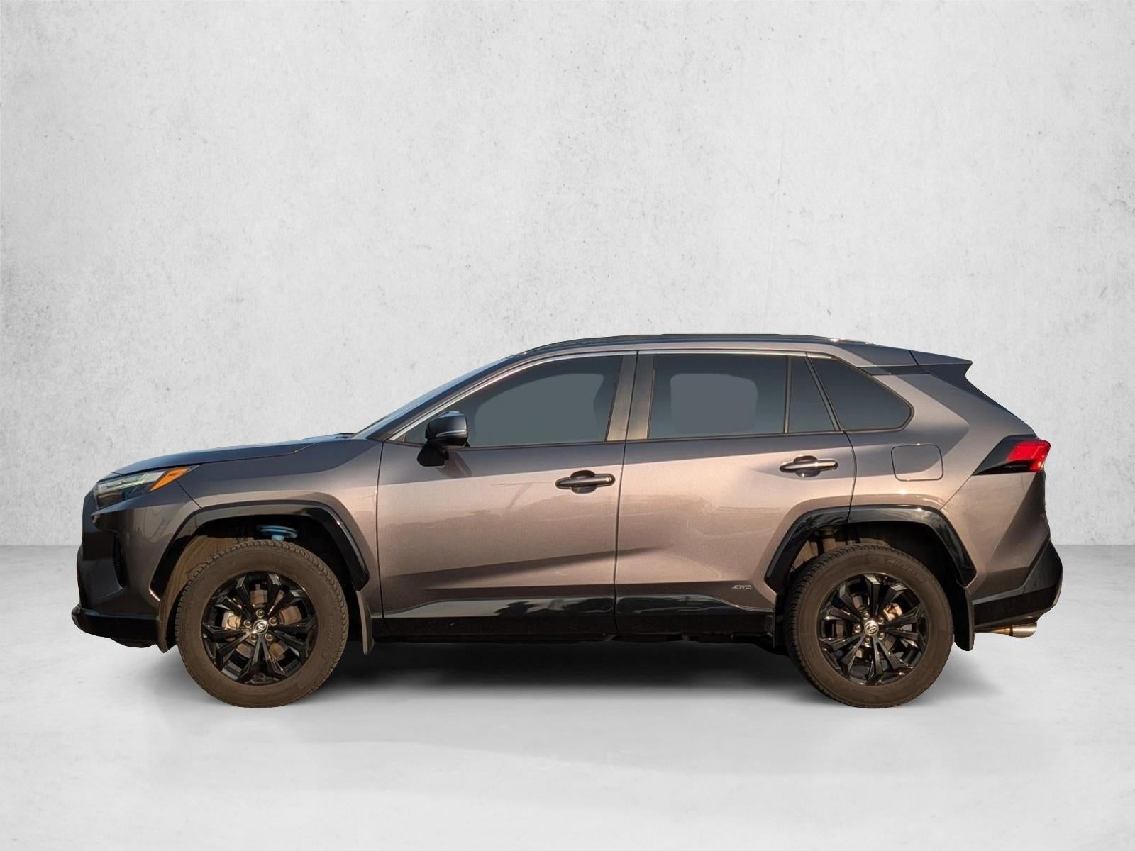 2022 Toyota RAV4 Hybrid SE AWD (Natl)