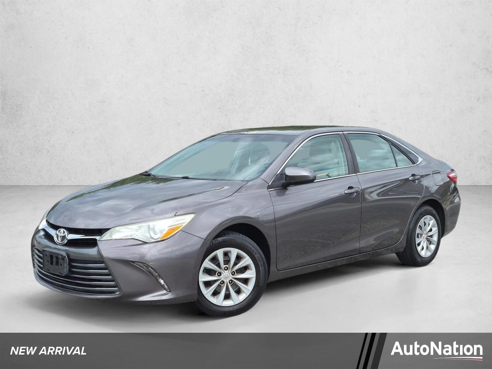 2015 Toyota Camry 4dr Sdn I4 Auto LE (Natl)