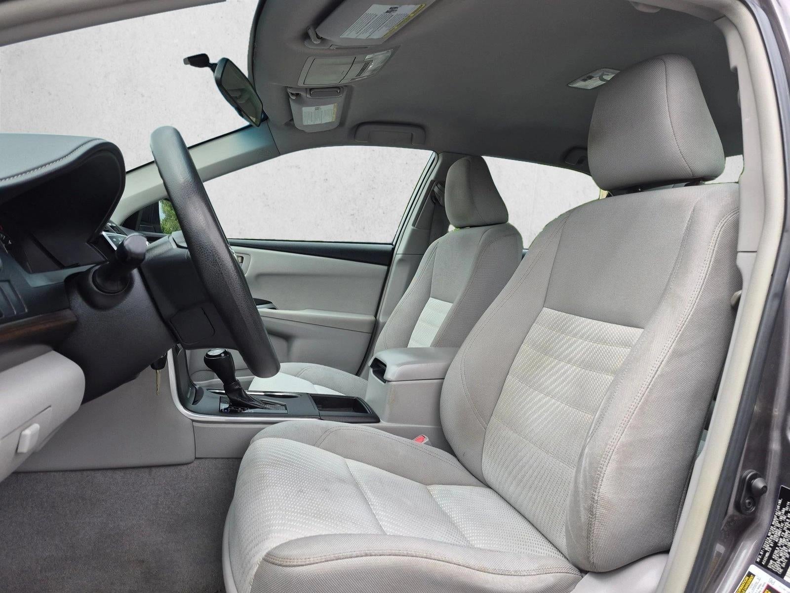 2015 Toyota Camry 4dr Sdn I4 Auto LE (Natl)