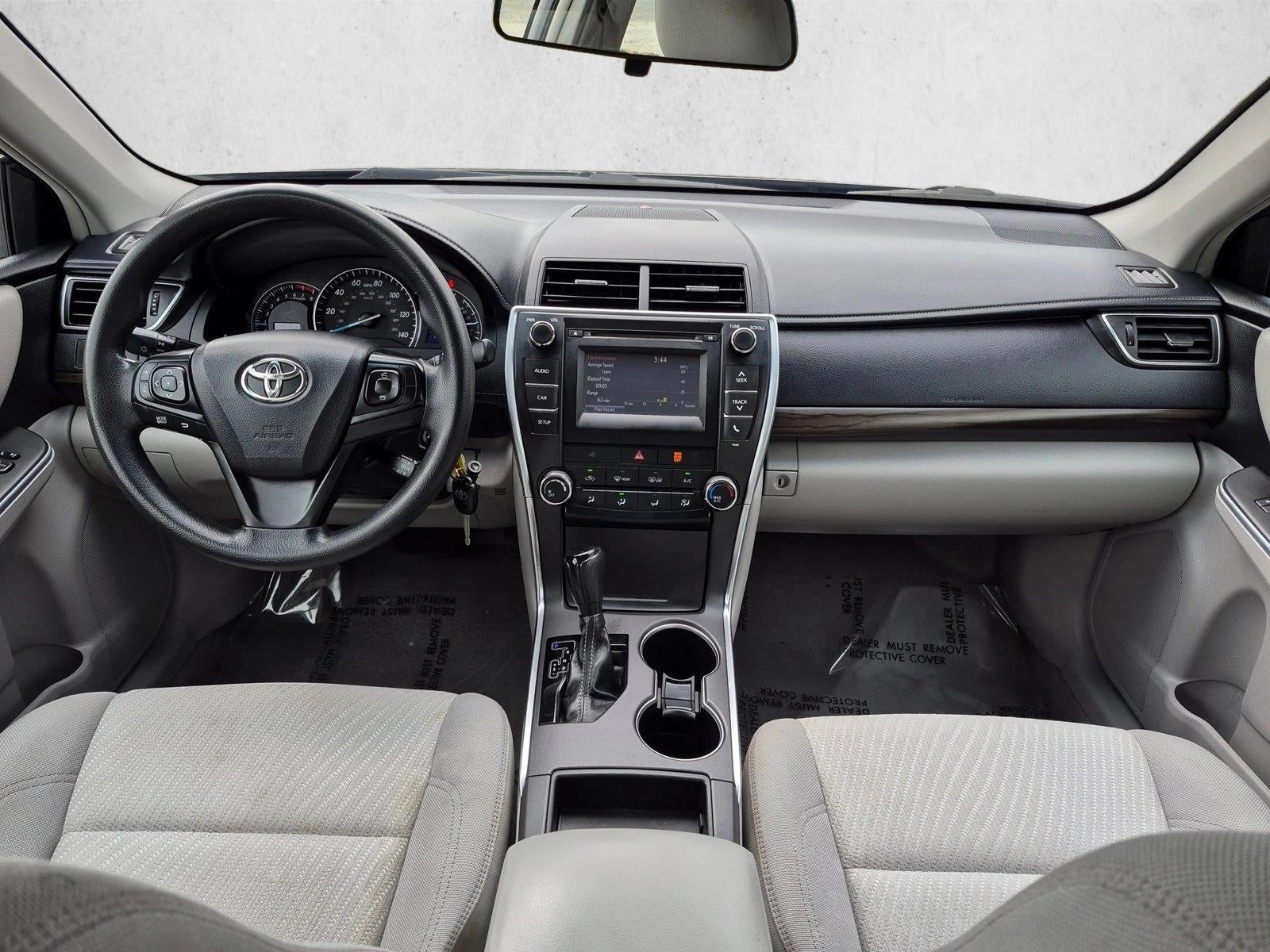 2015 Toyota Camry 4dr Sdn I4 Auto LE (Natl)
