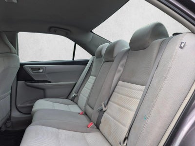 2015 Toyota Camry 4dr Sdn I4 Auto LE (Natl)