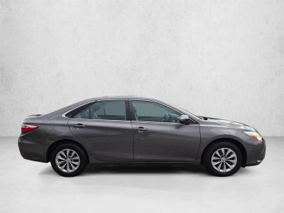 2015 Toyota Camry 4dr Sdn I4 Auto LE (Natl)