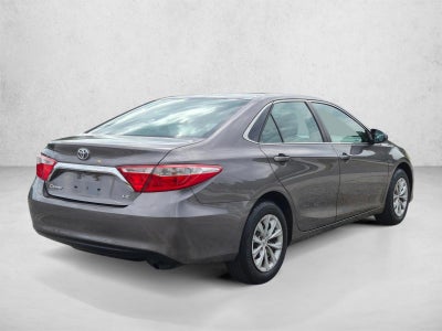 2015 Toyota Camry 4dr Sdn I4 Auto LE (Natl)