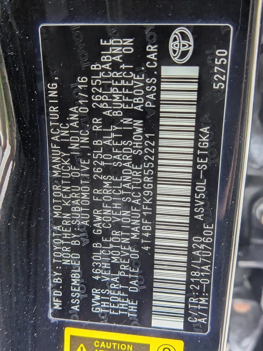 2016 Toyota Camry 4dr Sdn I4 Auto XLE (SE)