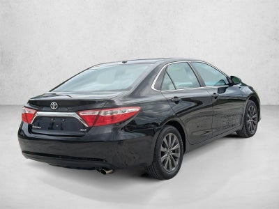 2016 Toyota Camry 4dr Sdn I4 Auto XLE (SE)