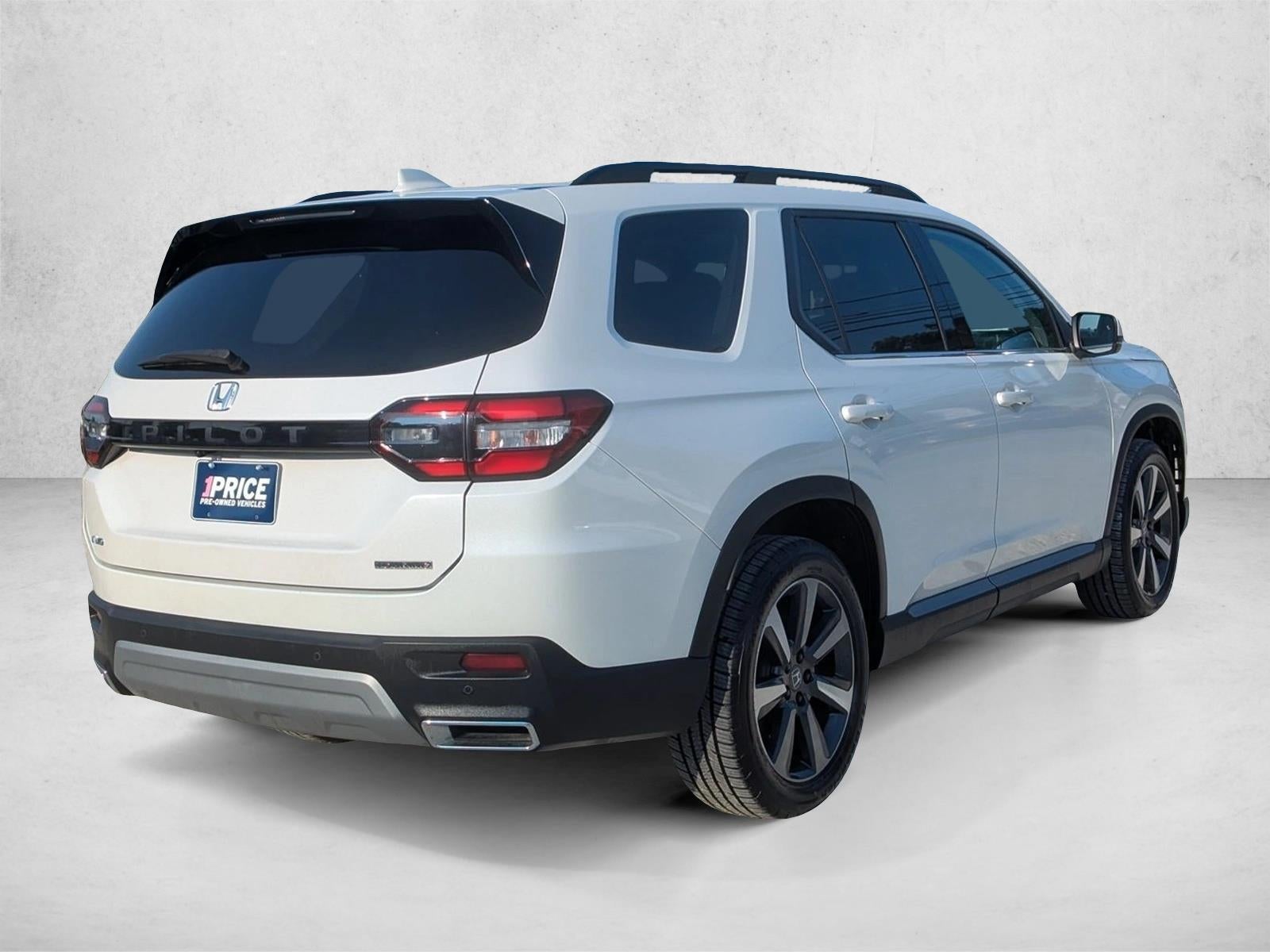 2023 Honda Pilot Touring AWD