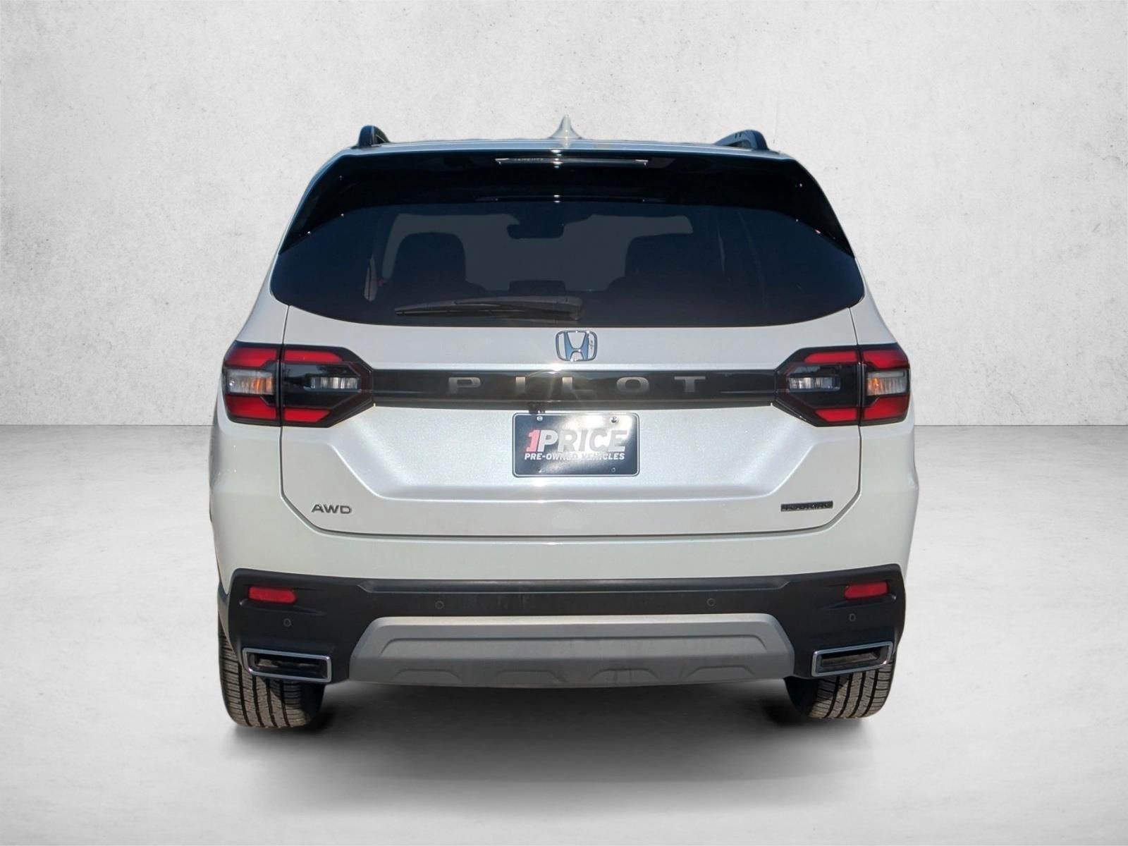2023 Honda Pilot Touring AWD