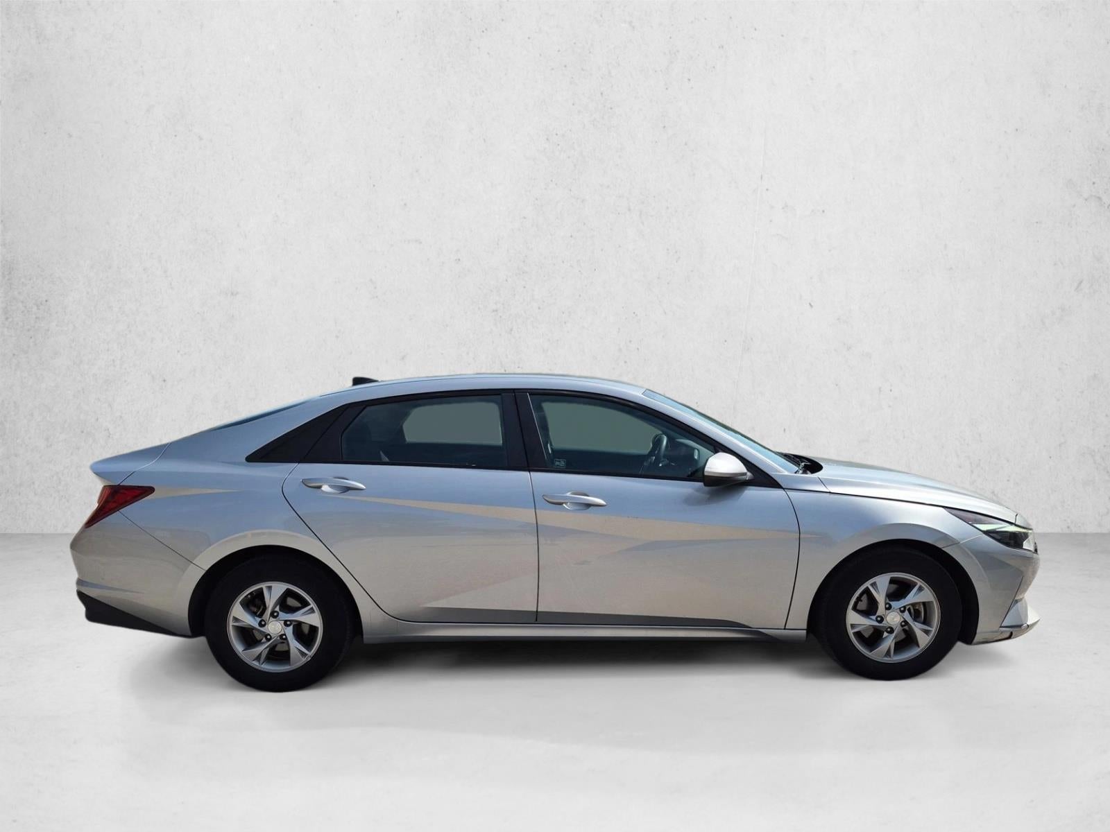 2021 Hyundai ELANTRA SE IVT