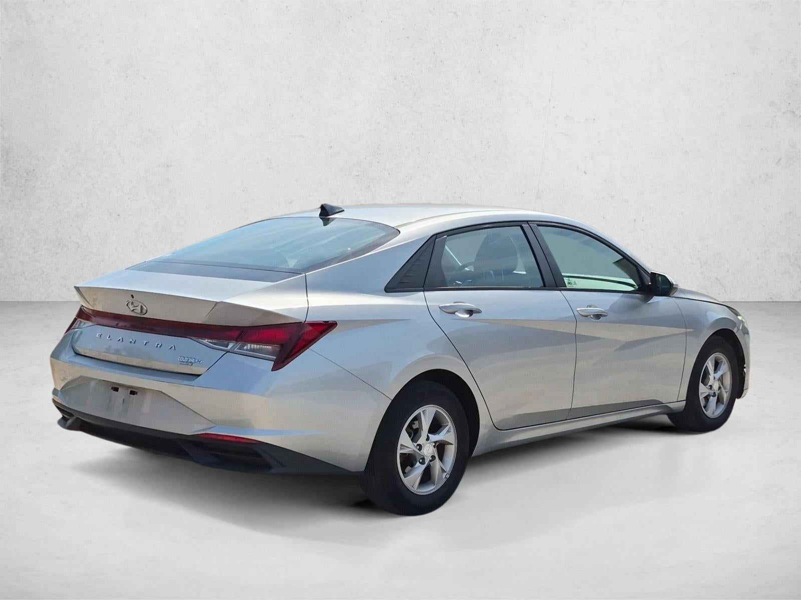 2021 Hyundai ELANTRA SE IVT