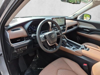 2026 Toyota Grand Highlander Platinum AWD (Natl)