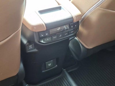 2026 Toyota Grand Highlander Platinum AWD (Natl)