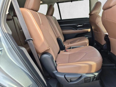 2026 Toyota Grand Highlander Platinum AWD (Natl)