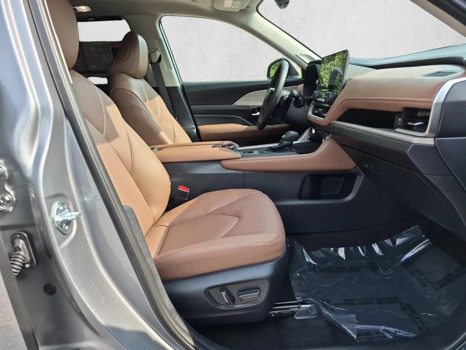 2026 Toyota Grand Highlander Platinum AWD (Natl)