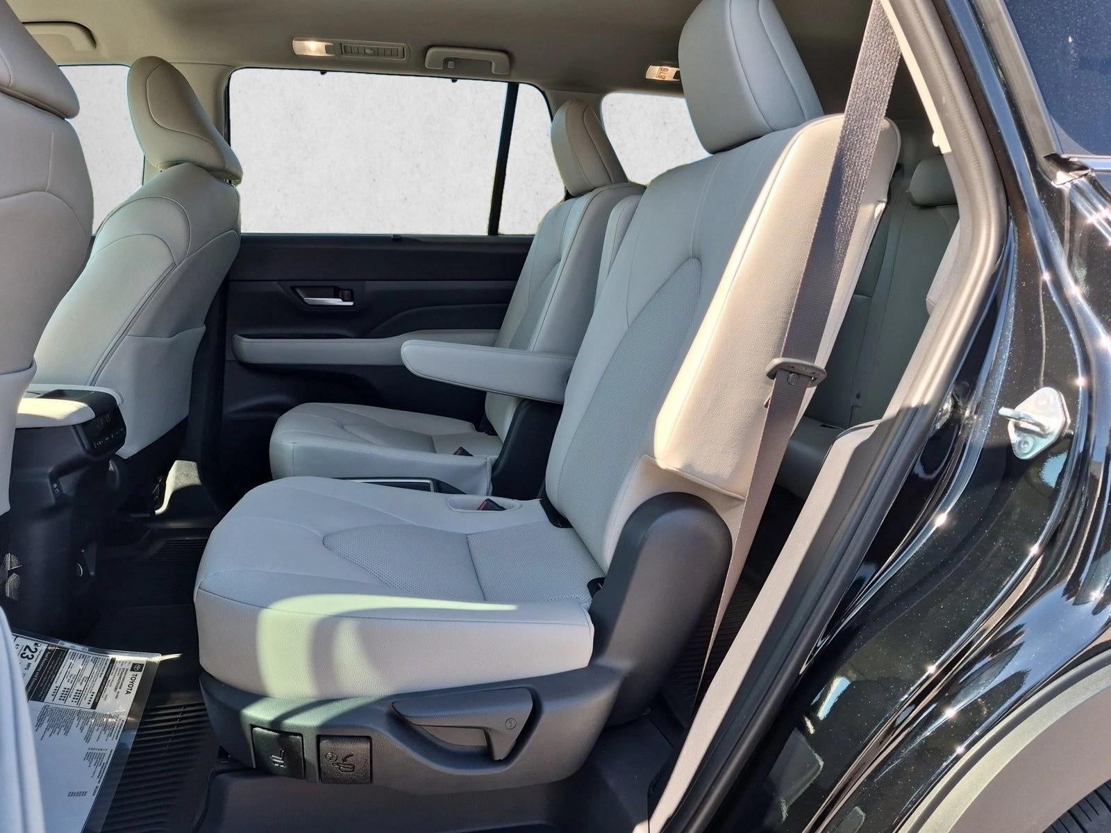 2026 Toyota Grand Highlander XLE AWD (Natl)