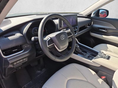 2026 Toyota Grand Highlander XLE AWD (Natl)