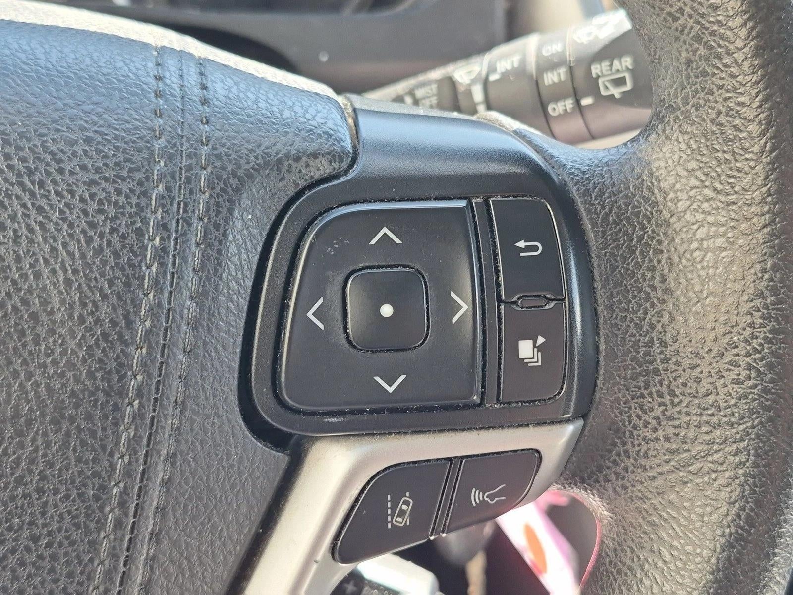 2019 Toyota Highlander LE V6 AWD (Natl)
