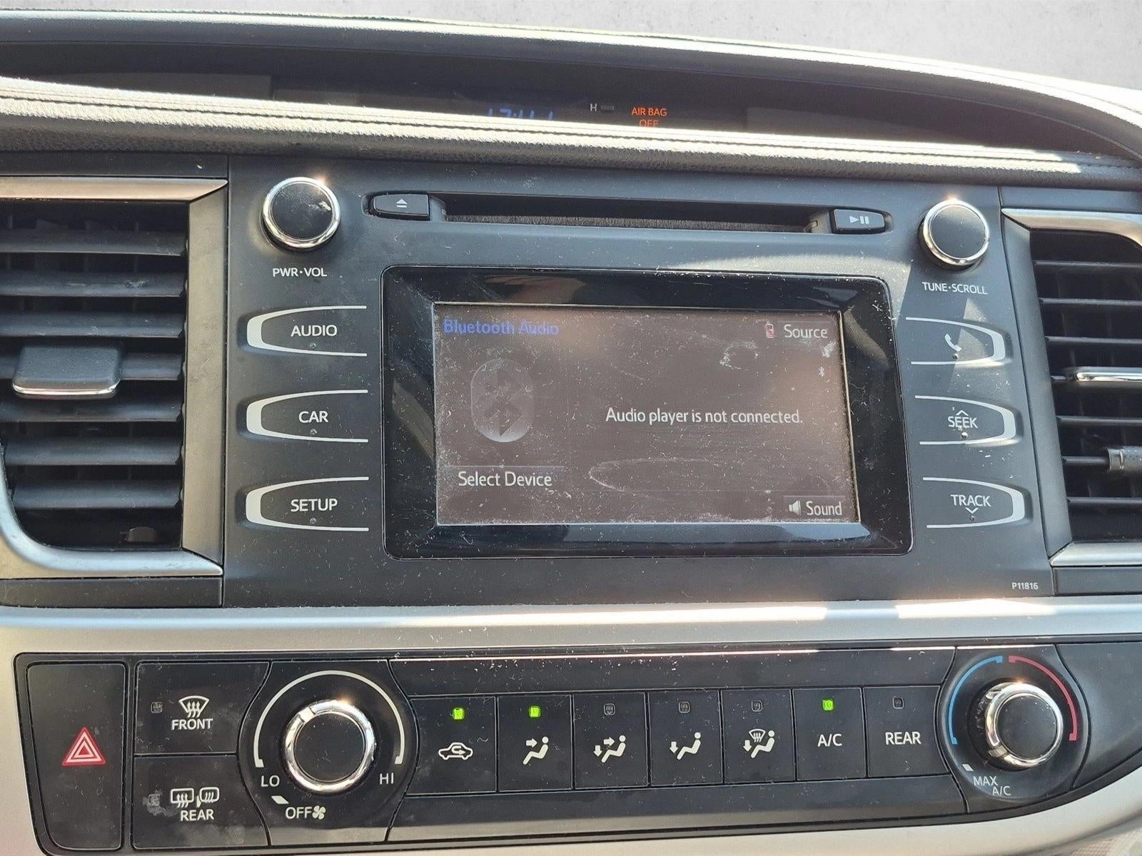 2019 Toyota Highlander LE V6 AWD (Natl)