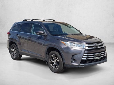 2019 Toyota Highlander LE V6 AWD (Natl)