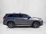 2019 Toyota Highlander LE V6 AWD (Natl)