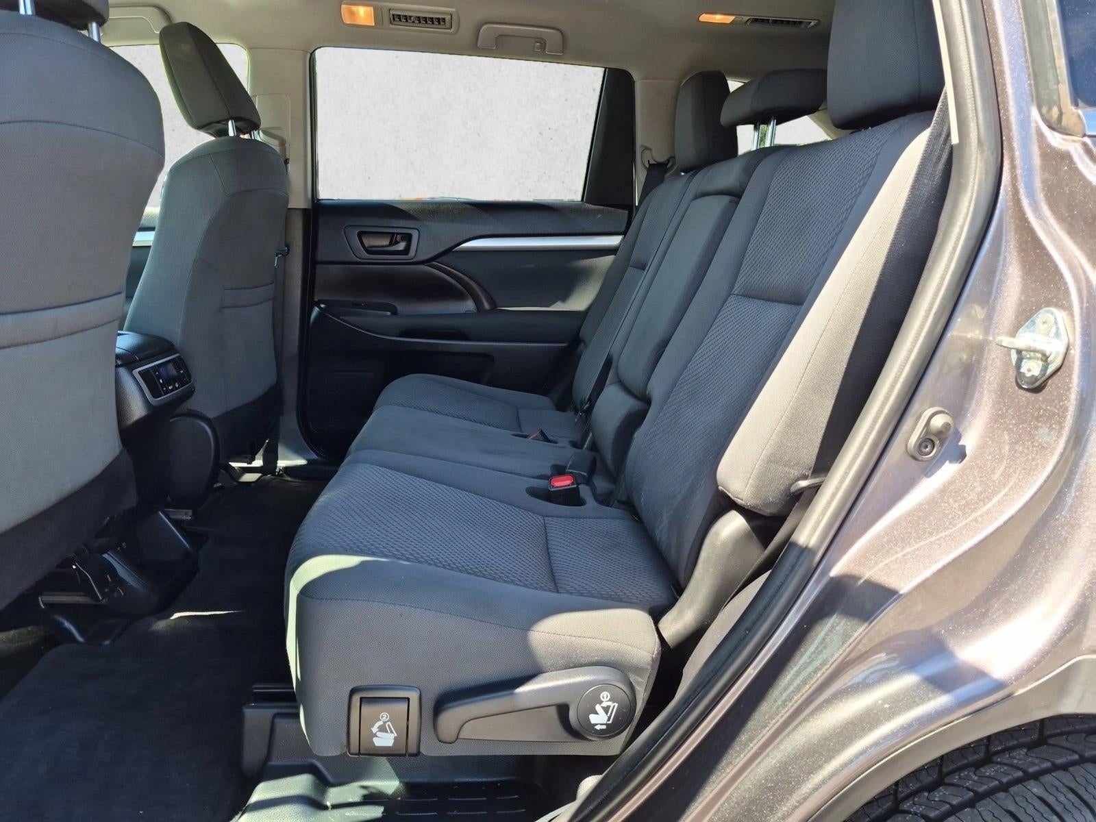 2019 Toyota Highlander LE V6 AWD (Natl)