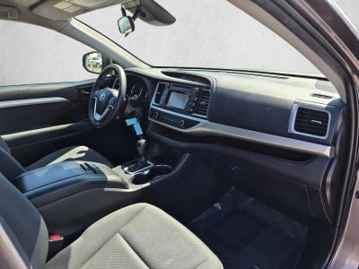 2019 Toyota Highlander LE V6 AWD (Natl)
