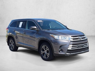 2019 Toyota Highlander LE V6 AWD (Natl)