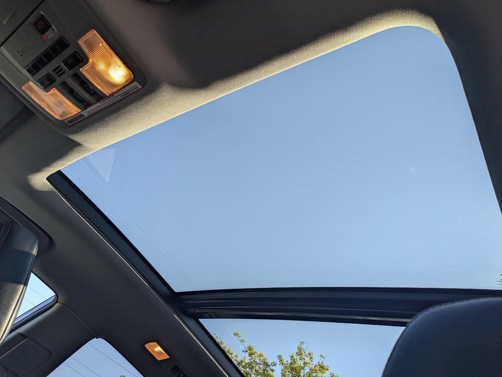 2019 Toyota Highlander Limited Platinum V6 AWD (Natl)