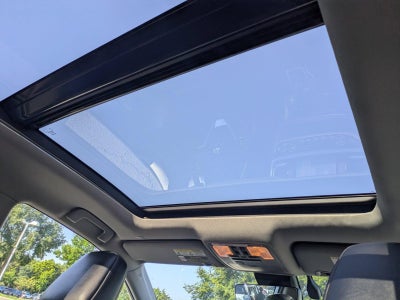 2019 Toyota Highlander Limited Platinum V6 AWD (Natl)