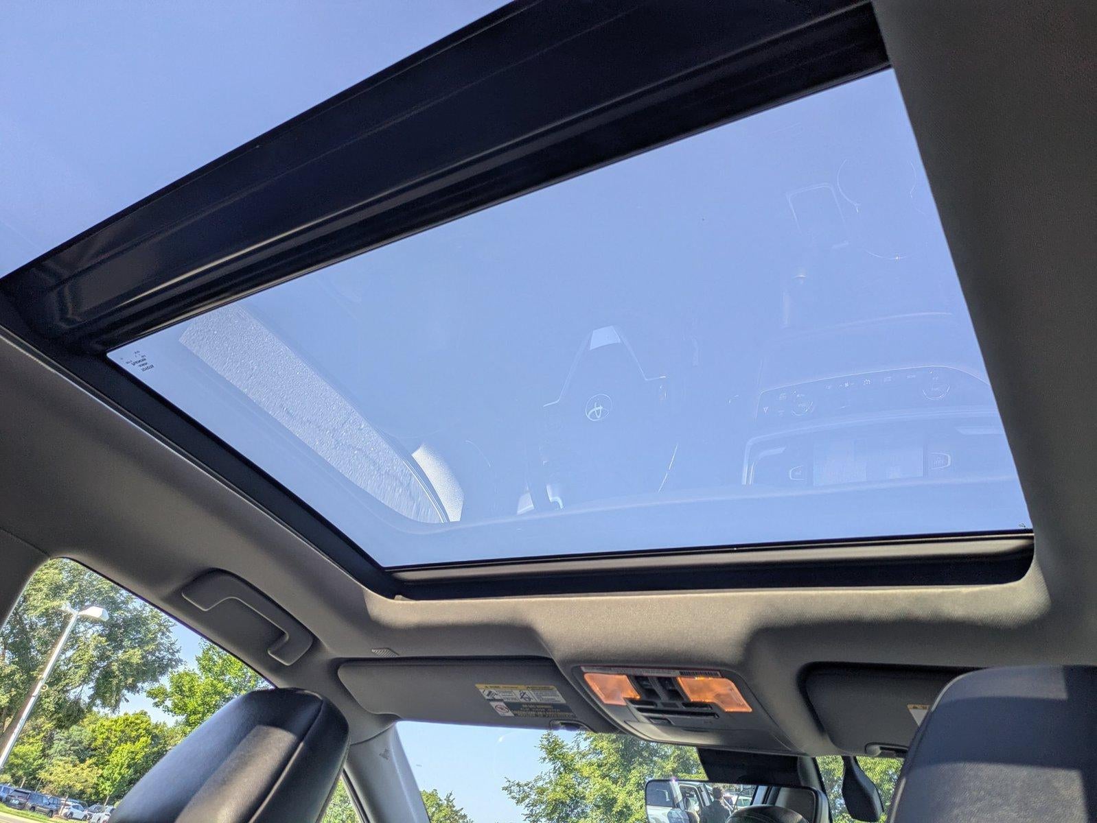 2019 Toyota Highlander Limited Platinum V6 AWD (Natl)