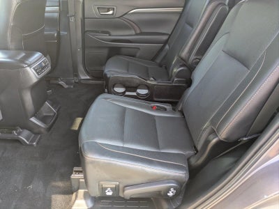 2019 Toyota Highlander Limited Platinum V6 AWD (Natl)