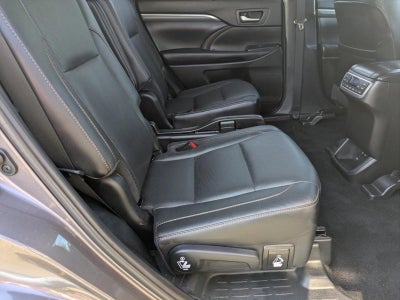 2019 Toyota Highlander Limited Platinum V6 AWD (Natl)