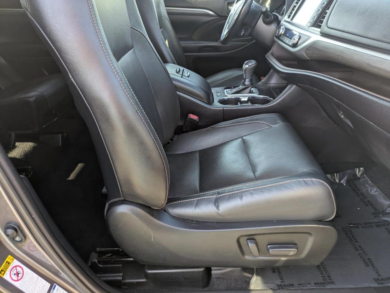 2019 Toyota Highlander Limited Platinum V6 AWD (Natl)
