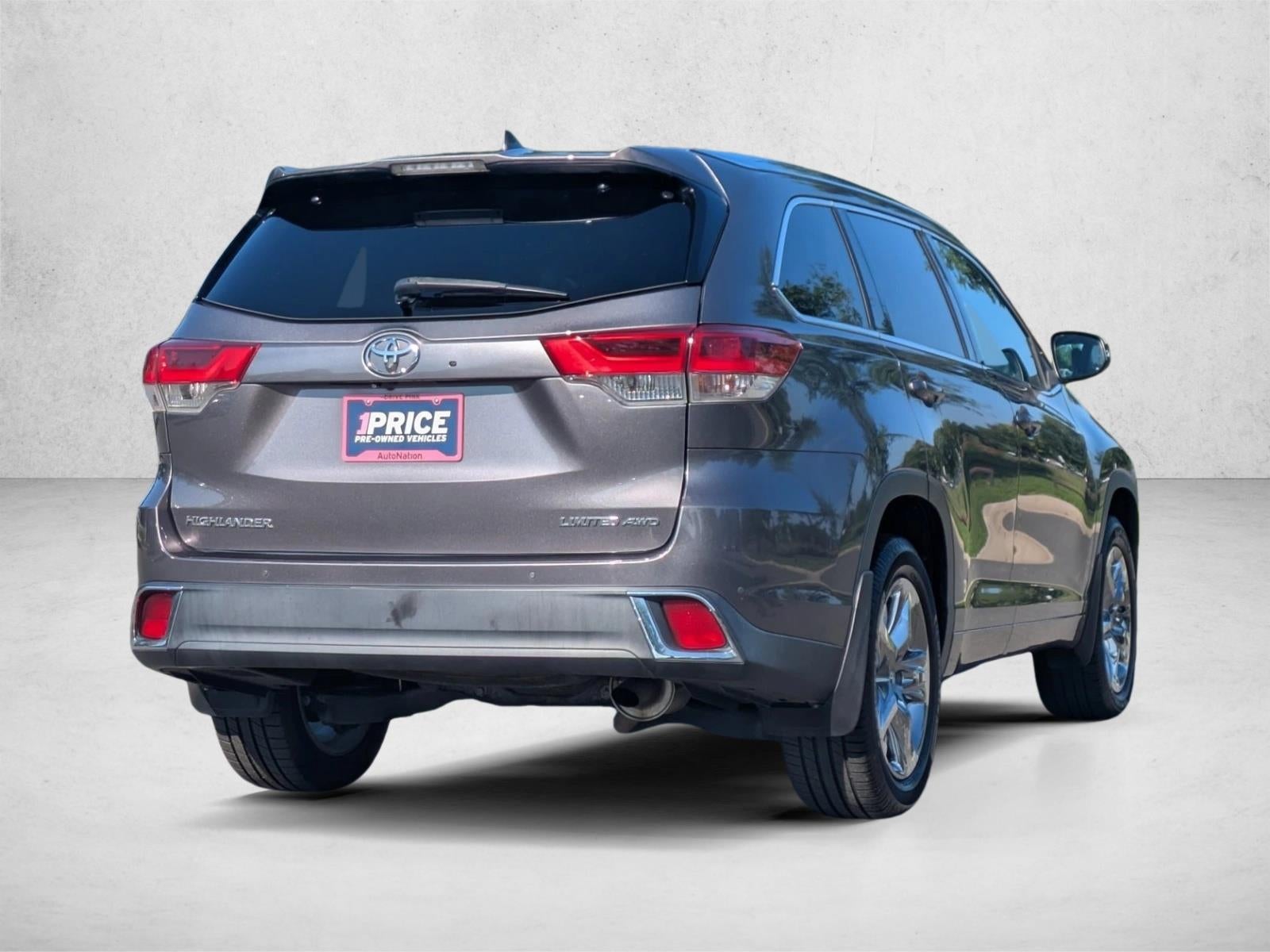 2019 Toyota Highlander Limited Platinum V6 AWD (Natl)