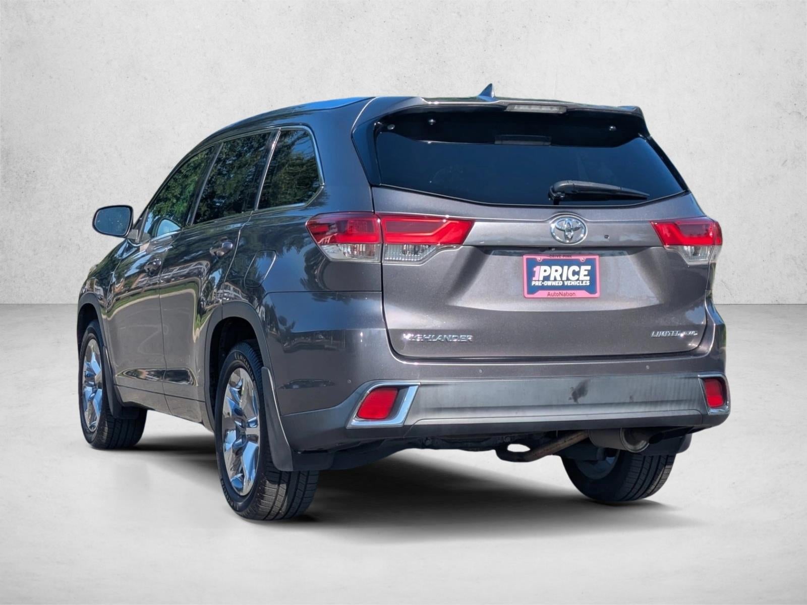 2019 Toyota Highlander Limited Platinum V6 AWD (Natl)