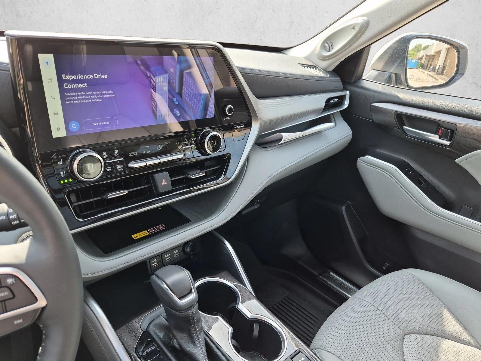 2026 Toyota Highlander Hybrid Platinum AWD (Natl)