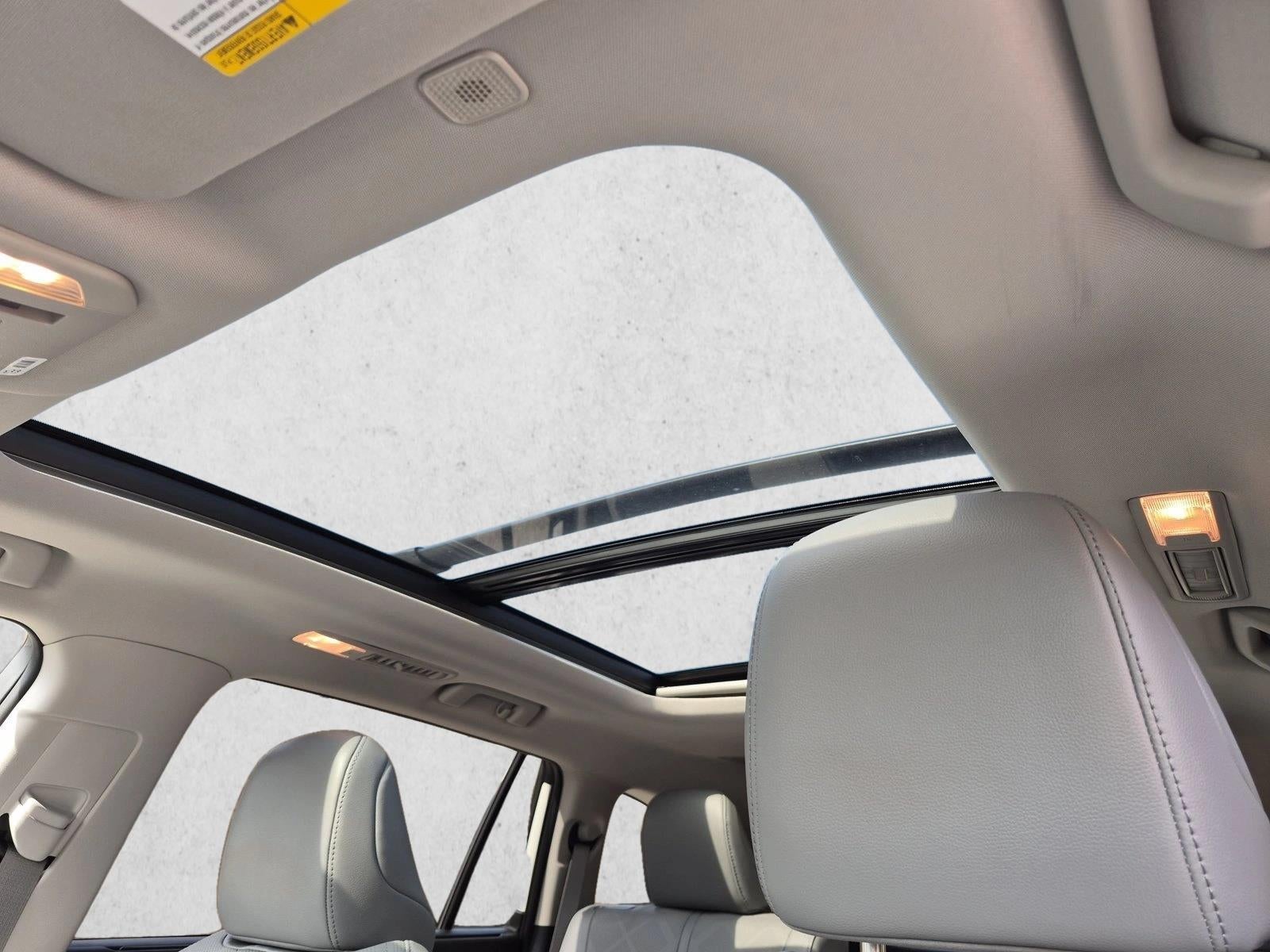 2026 Toyota Highlander Hybrid Platinum AWD (Natl)