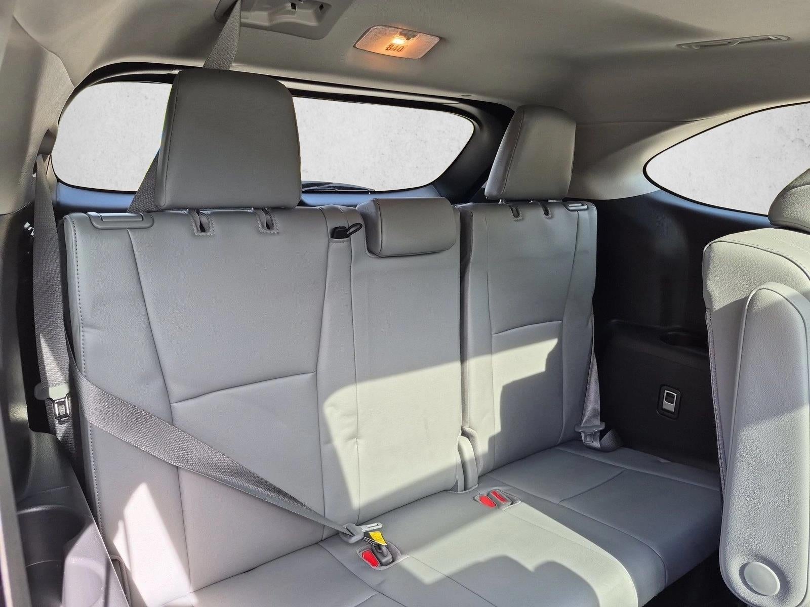 2026 Toyota Highlander Hybrid Platinum AWD (Natl)