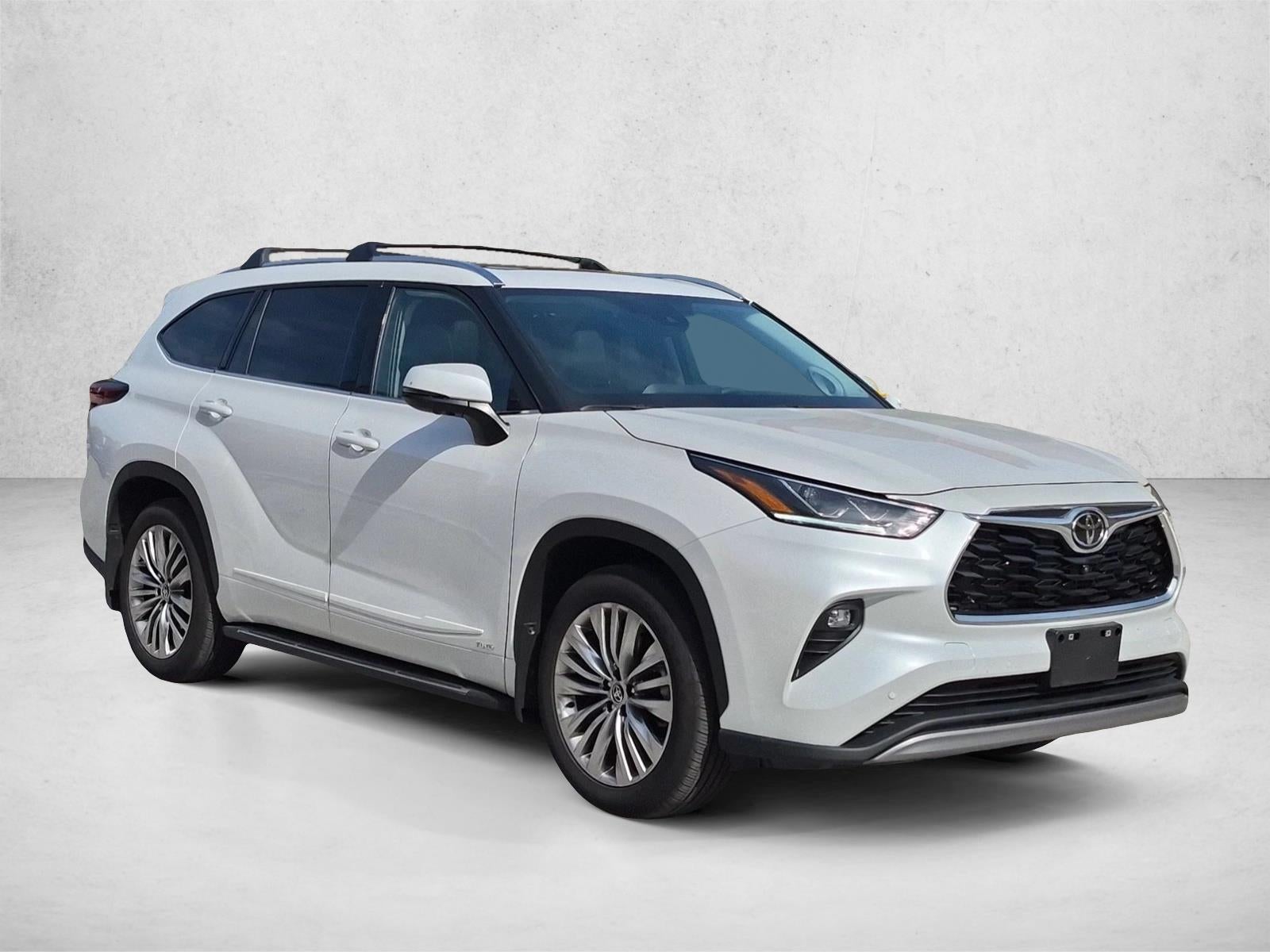 2026 Toyota Highlander Hybrid Platinum AWD (Natl)