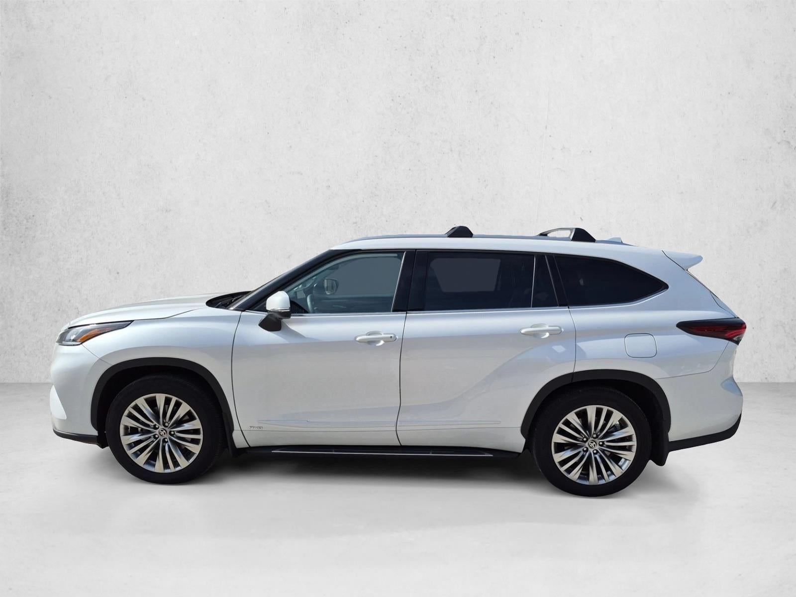 2026 Toyota Highlander Hybrid Platinum AWD (Natl)