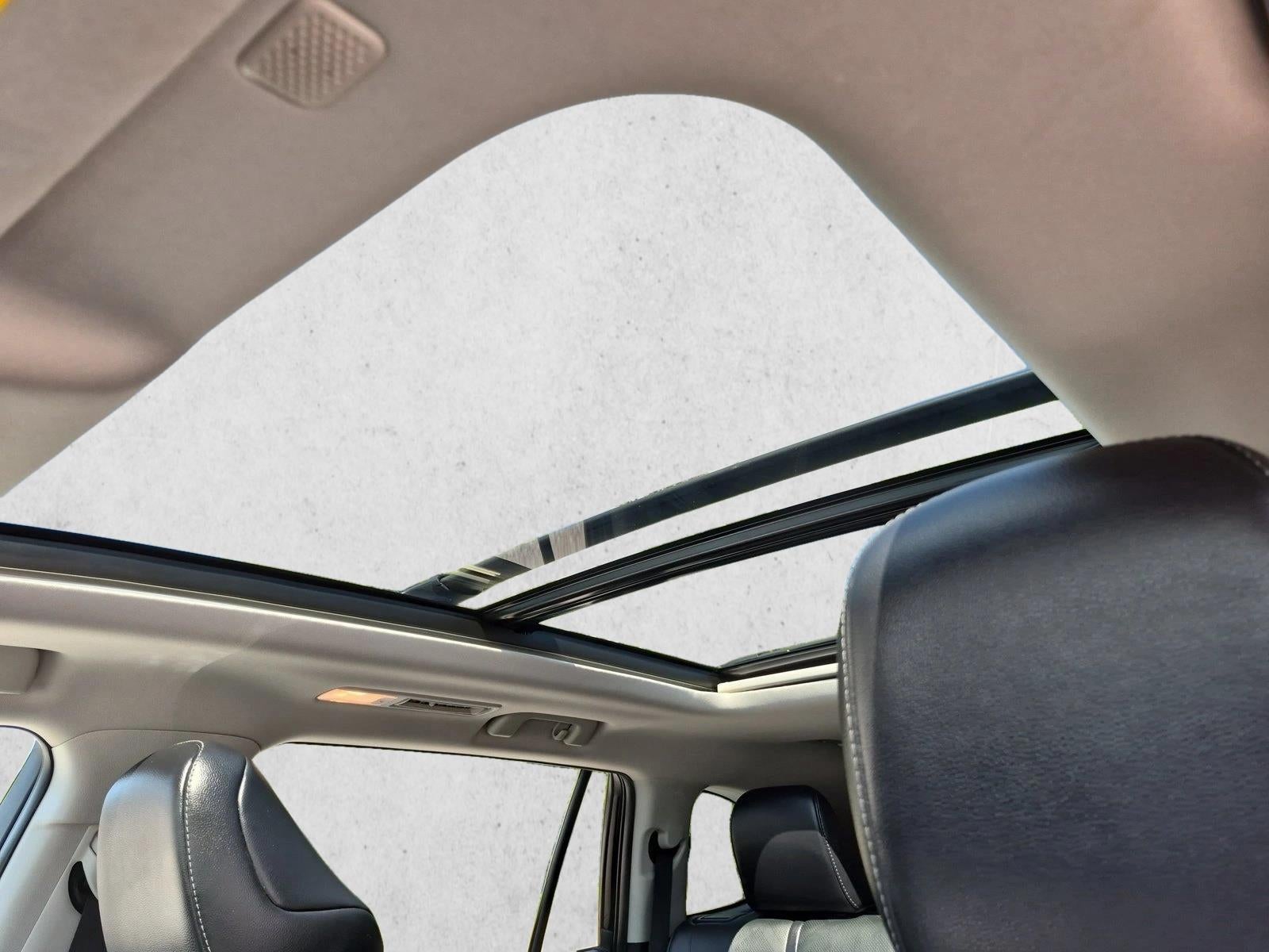 2020 Toyota Highlander Platinum AWD (Natl)