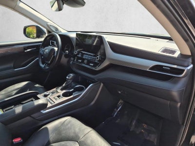2020 Toyota Highlander Platinum AWD (Natl)