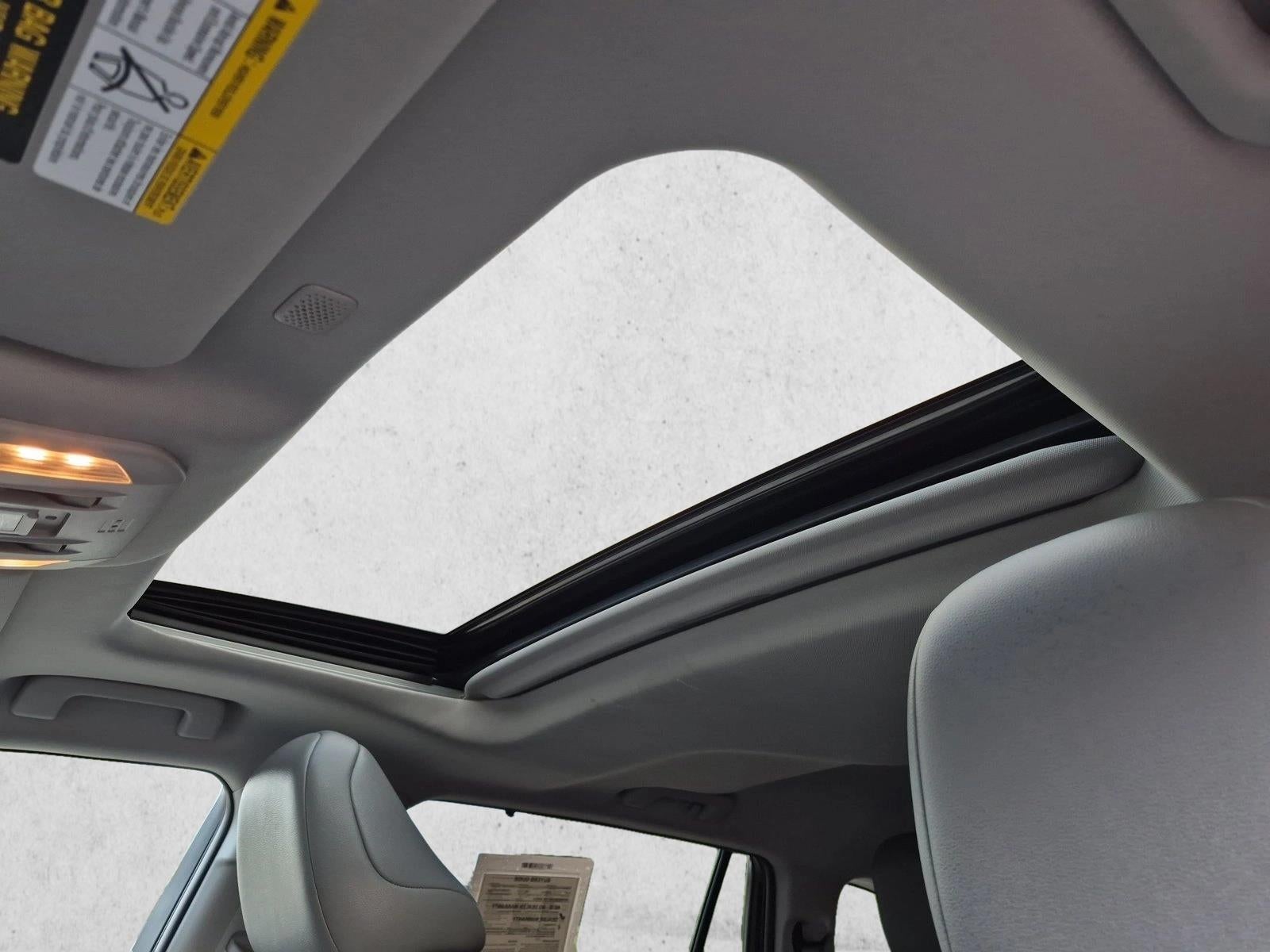 2021 Toyota Highlander Hybrid XLE AWD (Natl)