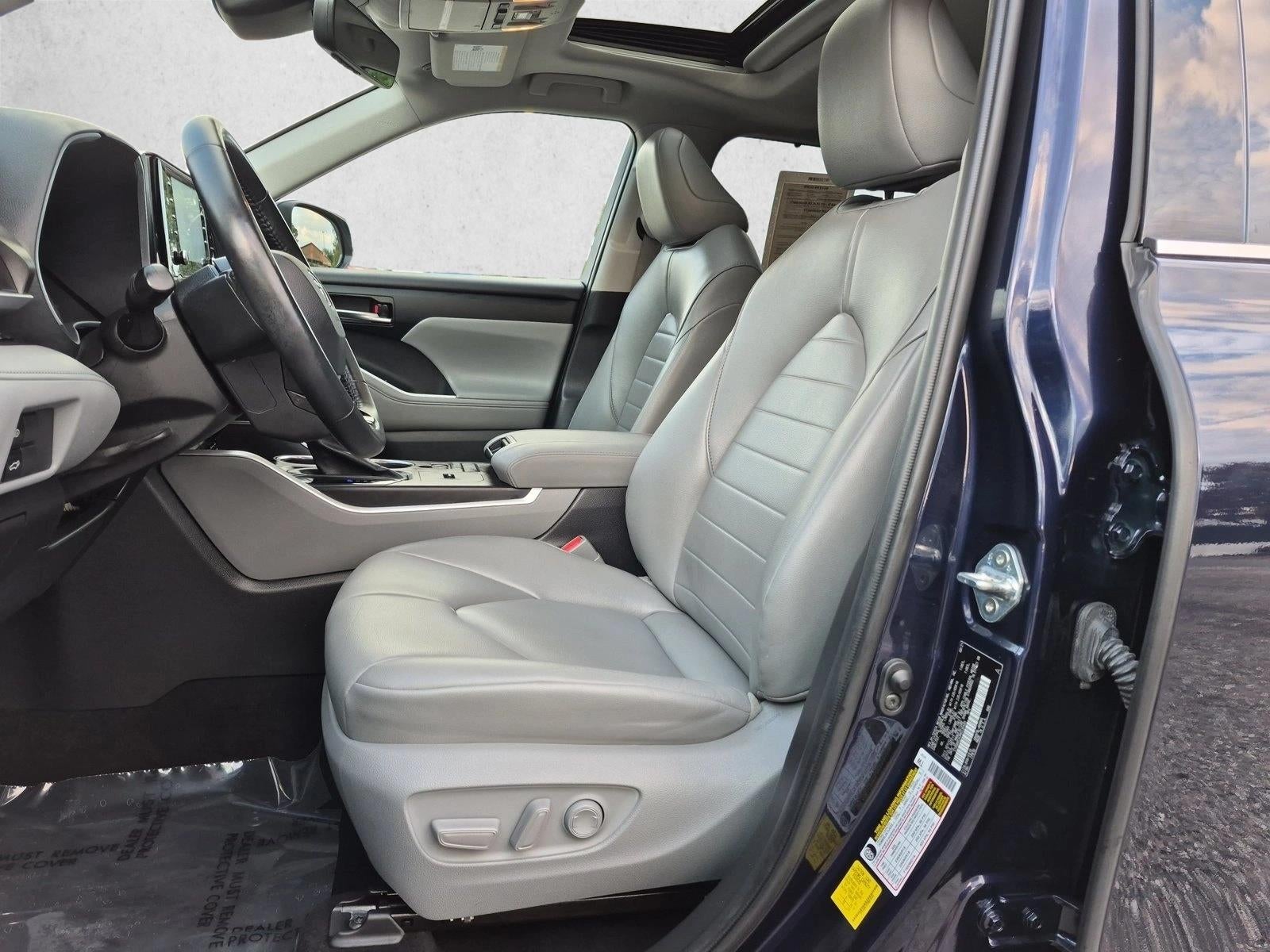 2021 Toyota Highlander Hybrid XLE AWD (Natl)