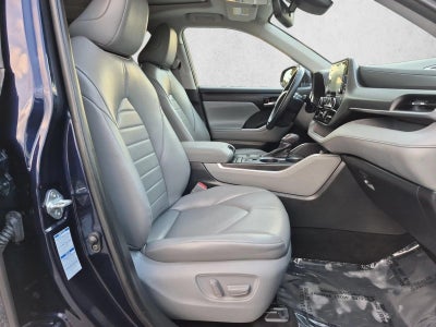 2021 Toyota Highlander Hybrid XLE AWD (Natl)