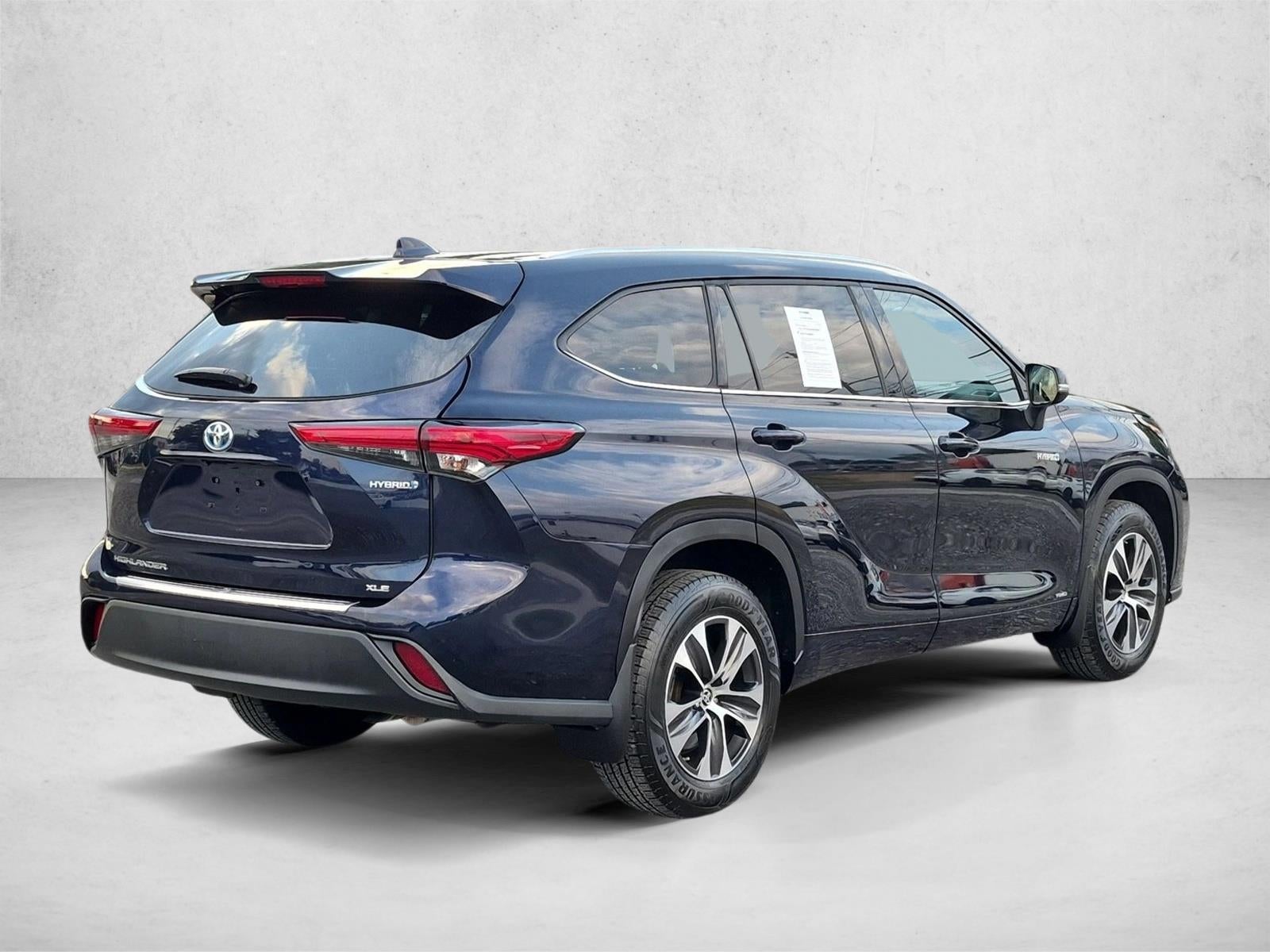 2021 Toyota Highlander Hybrid XLE AWD (Natl)