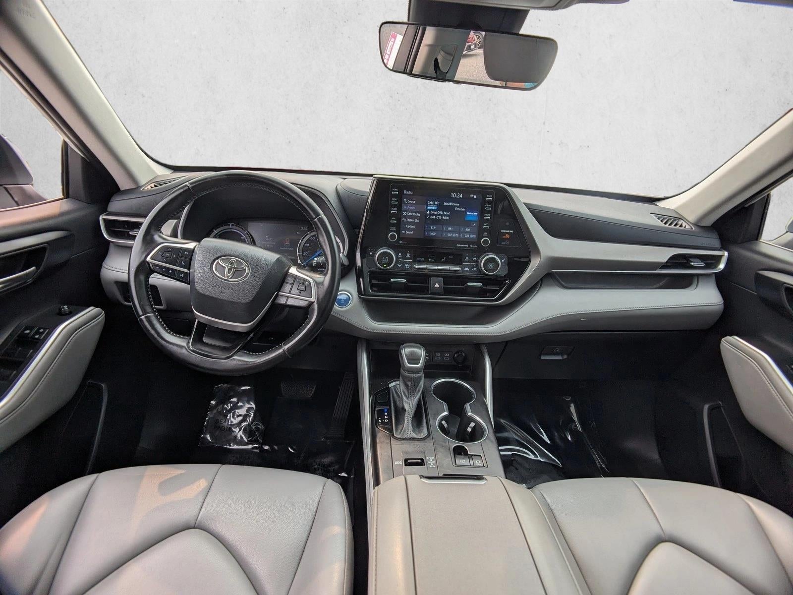 2022 Toyota Highlander Hybrid XLE AWD (Natl)
