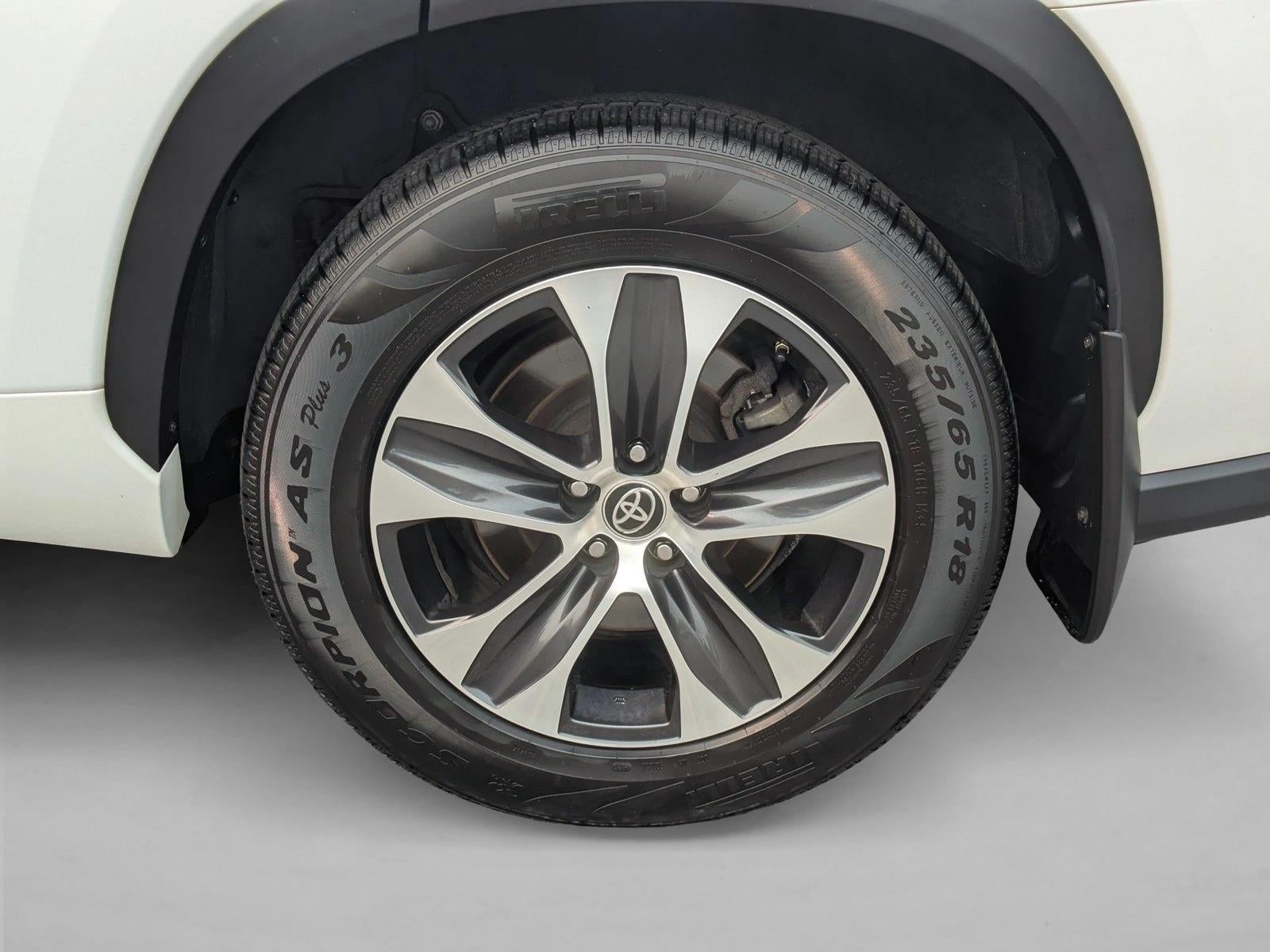 2022 Toyota Highlander Hybrid XLE AWD (Natl)