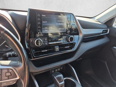 2021 Toyota Highlander XLE AWD (Natl)