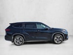 2021 Toyota Highlander XLE AWD (Natl)